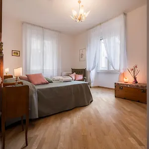 https://appartamento-santa-felicita.it-tuscanyhotel.com